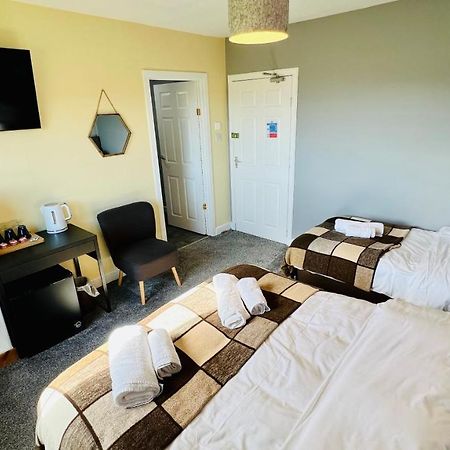 Aultguish Inn Гарв Екстериор снимка